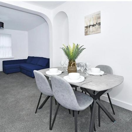Townhouse @ 20 Penkhull New Road Stoke Villa ภายนอก รูปภาพ