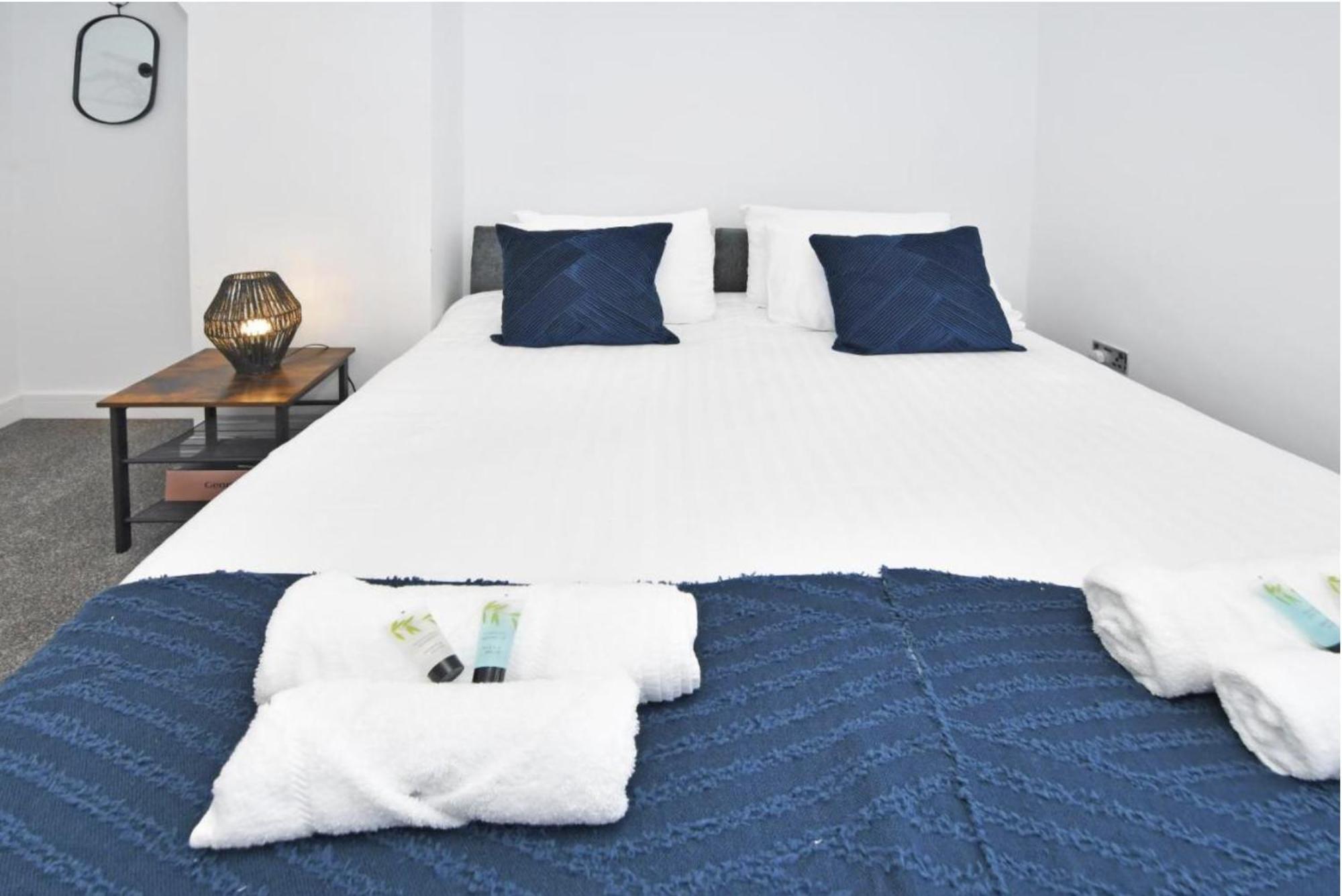 Townhouse @ 20 Penkhull New Road Stoke Villa ภายนอก รูปภาพ